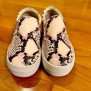 Like new, only worn twice.